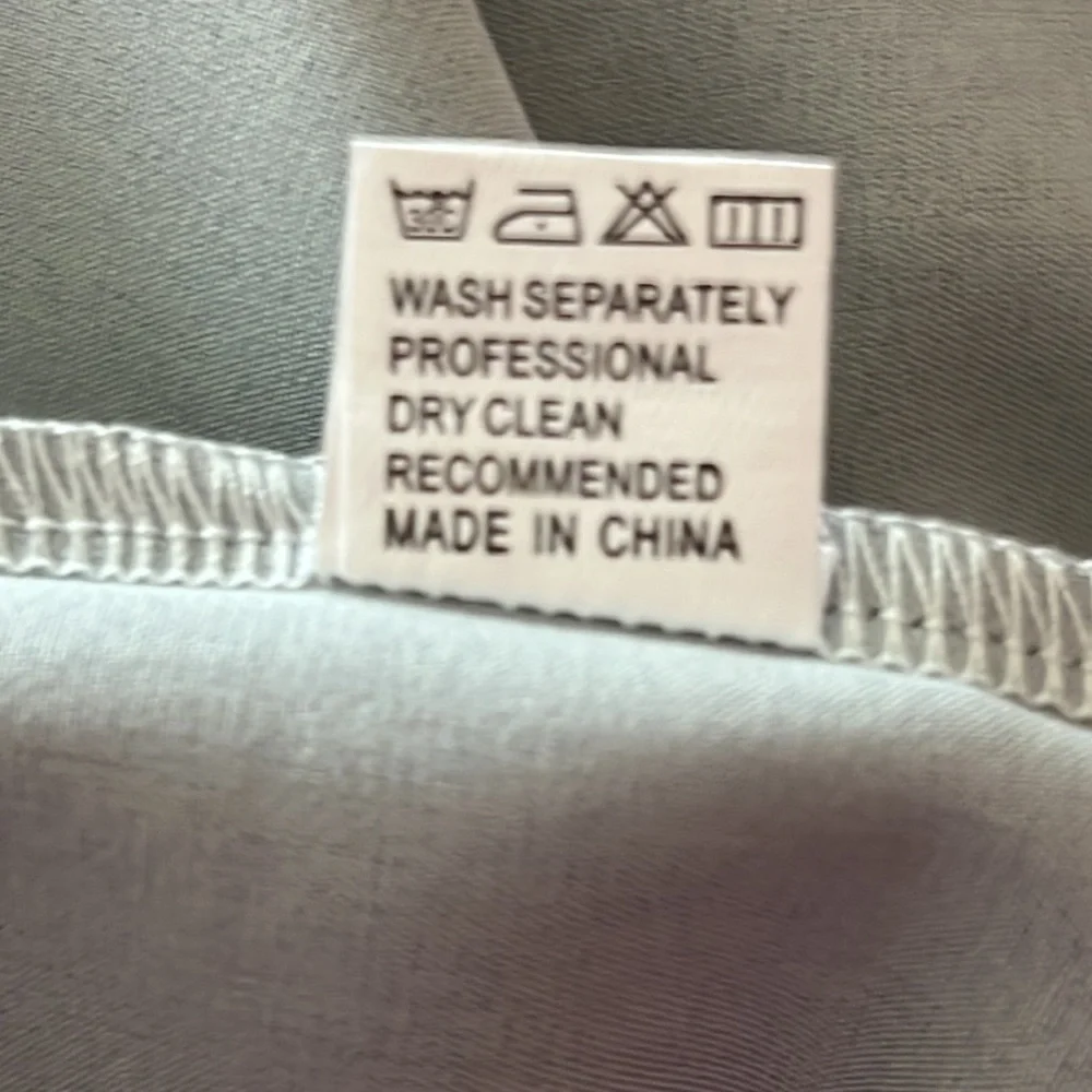 Button Down Performance Shirt Sz XXL - Picture 7 of 8